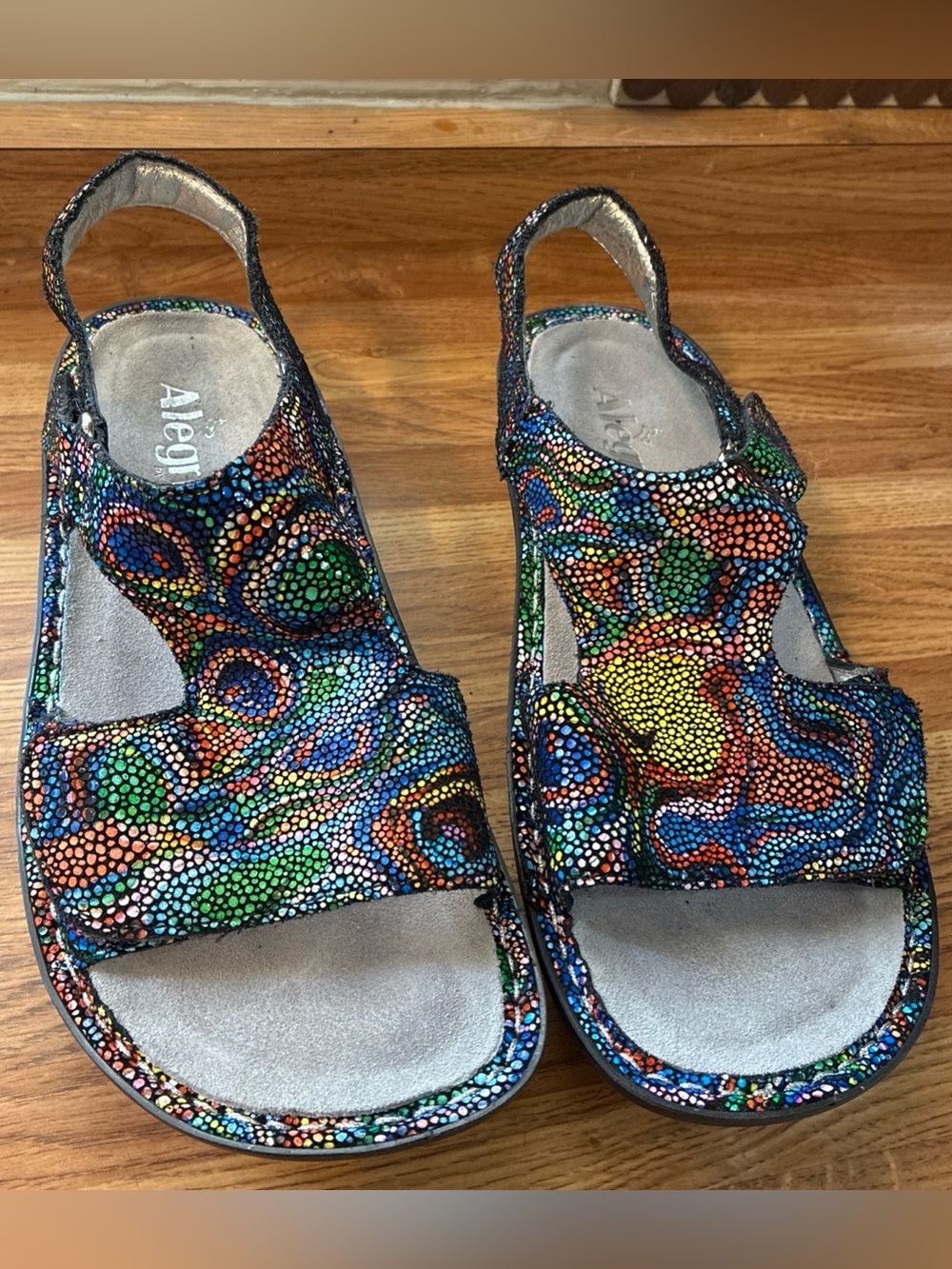 Algeria Multi color Sandal Leather NWOB 37  VIK 493